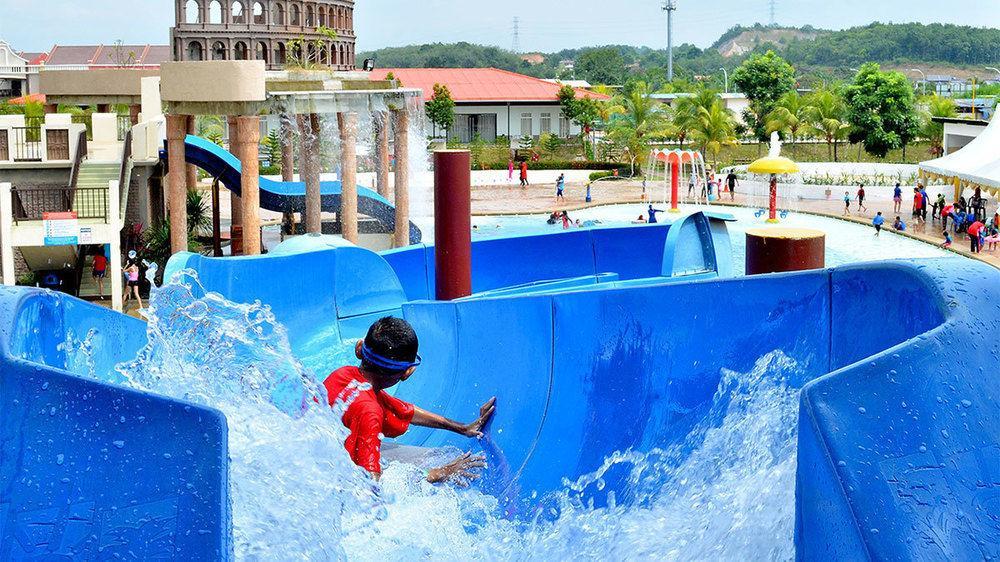 Bayou Lagoon Park Resort Malacca Exterior photo
